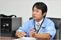 社員01